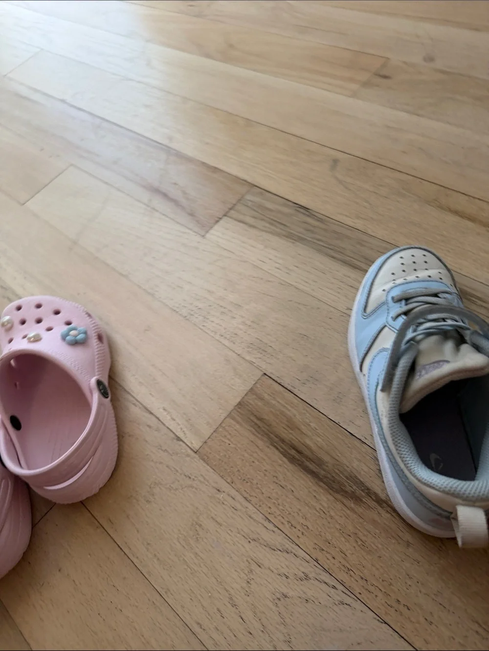 CROCS Kids Light Pink Slip-On Clogs with Flower and Pearl Charms